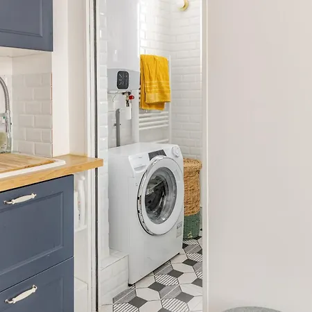 40sqm Flat Near Eiffel Tower Lägenhet