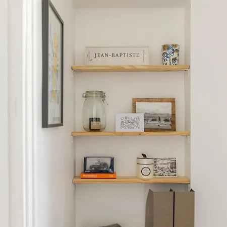 40sqm Flat Near Eiffel Tower Lägenhet